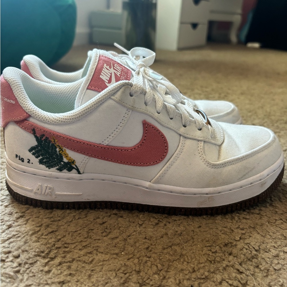 Nike Air Force 1 with embroidery on the side